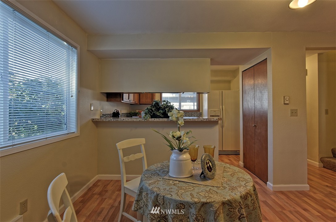 18910 Bothell Everett Highway, Unit E4 Bothell, WA 98012 - Photo 7 of 21