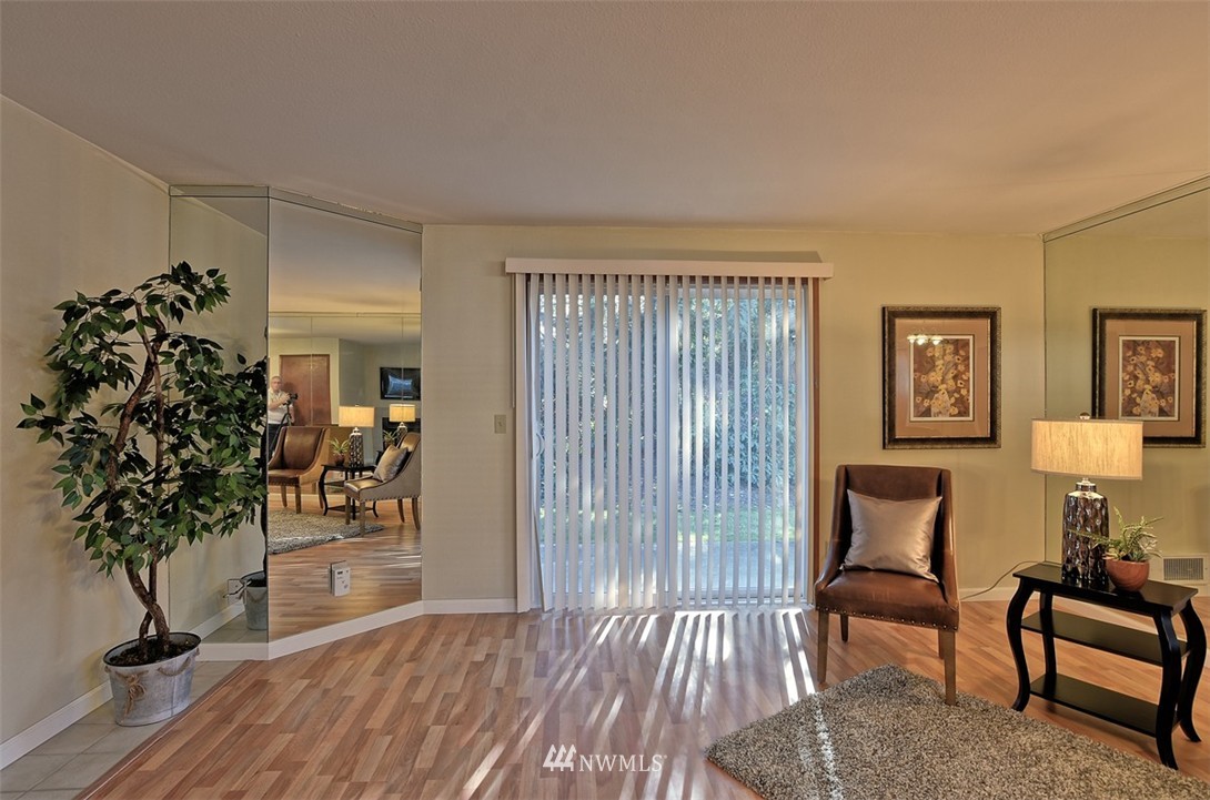 18910 Bothell Everett Highway, Unit E4 Bothell, WA 98012 - Photo 9 of 21