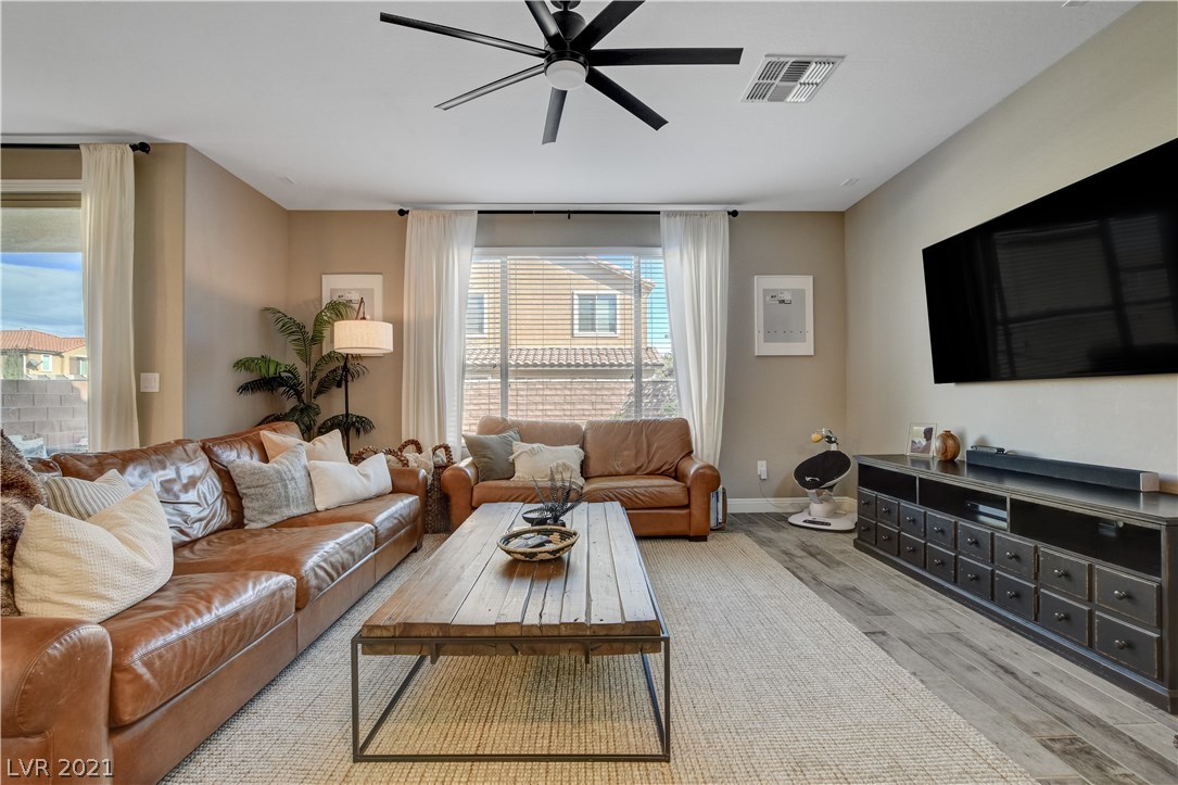 10934 Bluebell Basin Road Las Vegas, NV 89179 - Photo 7 of 50 Gallery Image 7