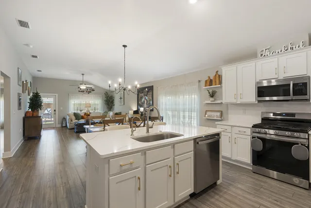 $389,900 | 247 Bayou Bend Lane, Panama City, FL 32404