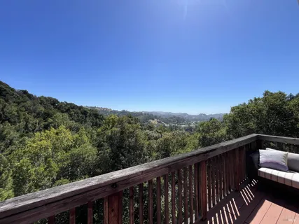 $1,050,000 | 140 Redwood Road, Fairfax, CA 94930