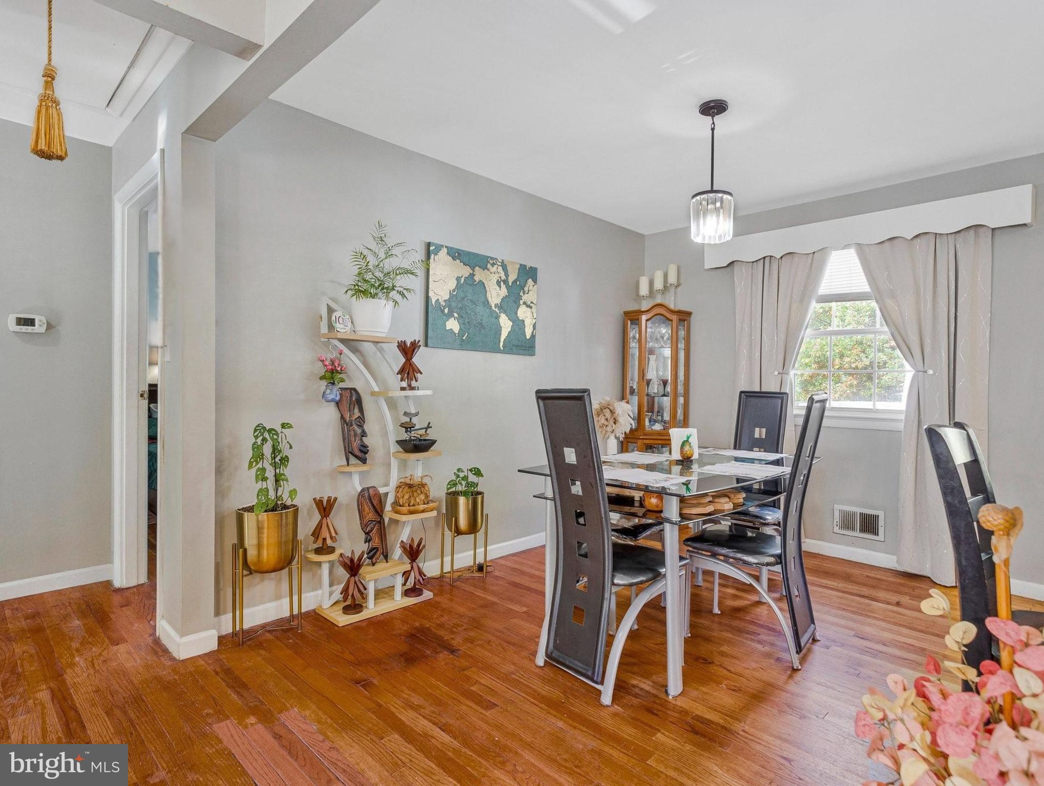 7314 Powhatan Street Lanham, MD 20706 - Photo 5 of 19