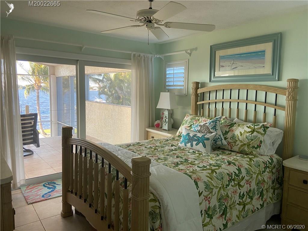 1190 Southwest Dyer Point Road Palm City, FL 34990 - Photo 11 of 45 Gallery Image 11