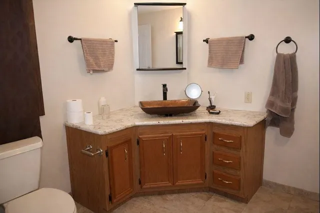 $150,000 | N2639 County Road Z, Dousman, WI 53118