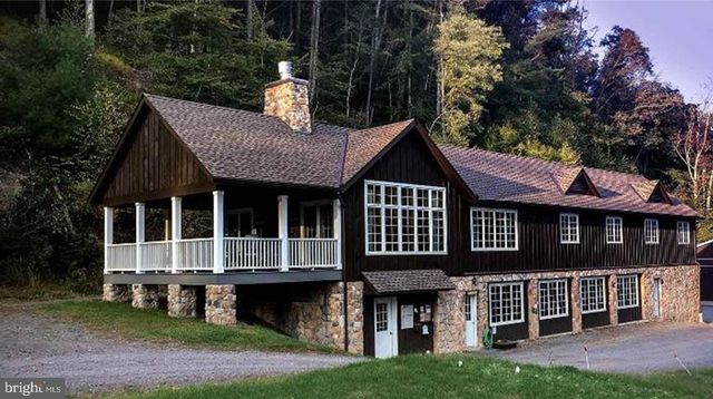 $875,000 | 614 Graystones Jeras Road, Albrightsville, PA 18210