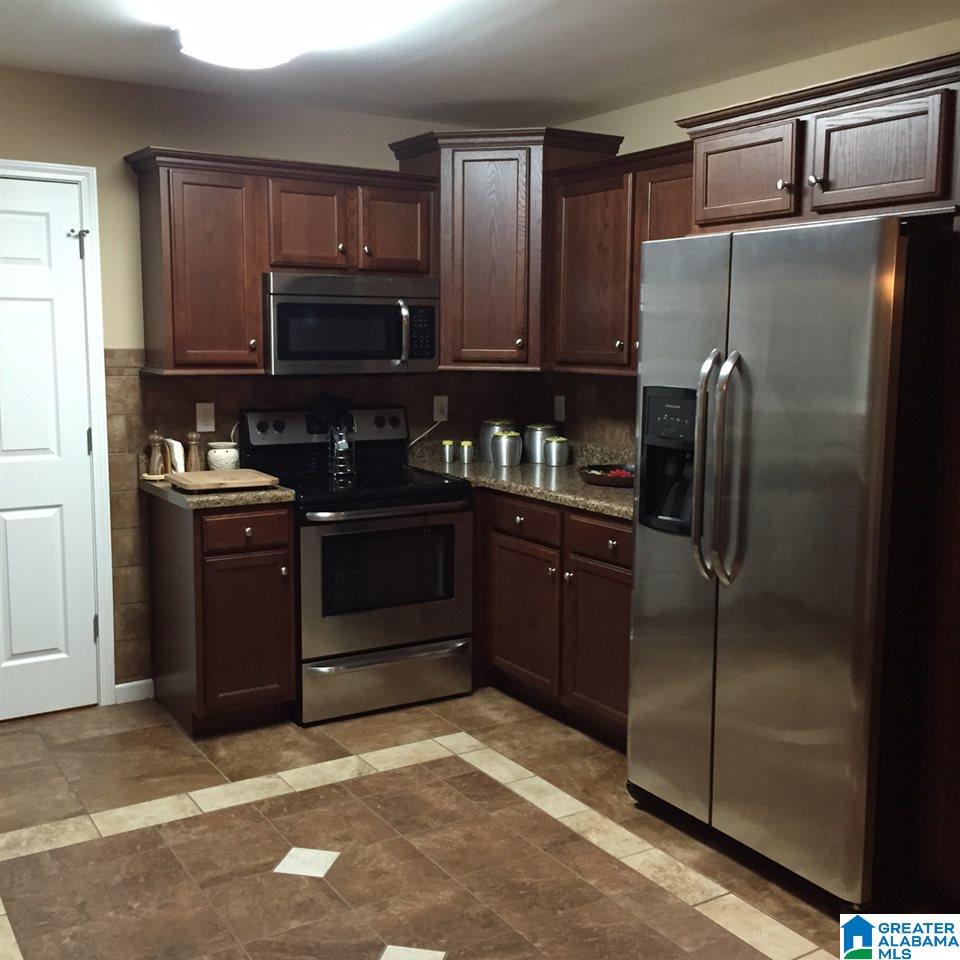 288 Briarfield Road Warrior, AL 35180 - Photo 10 of 30