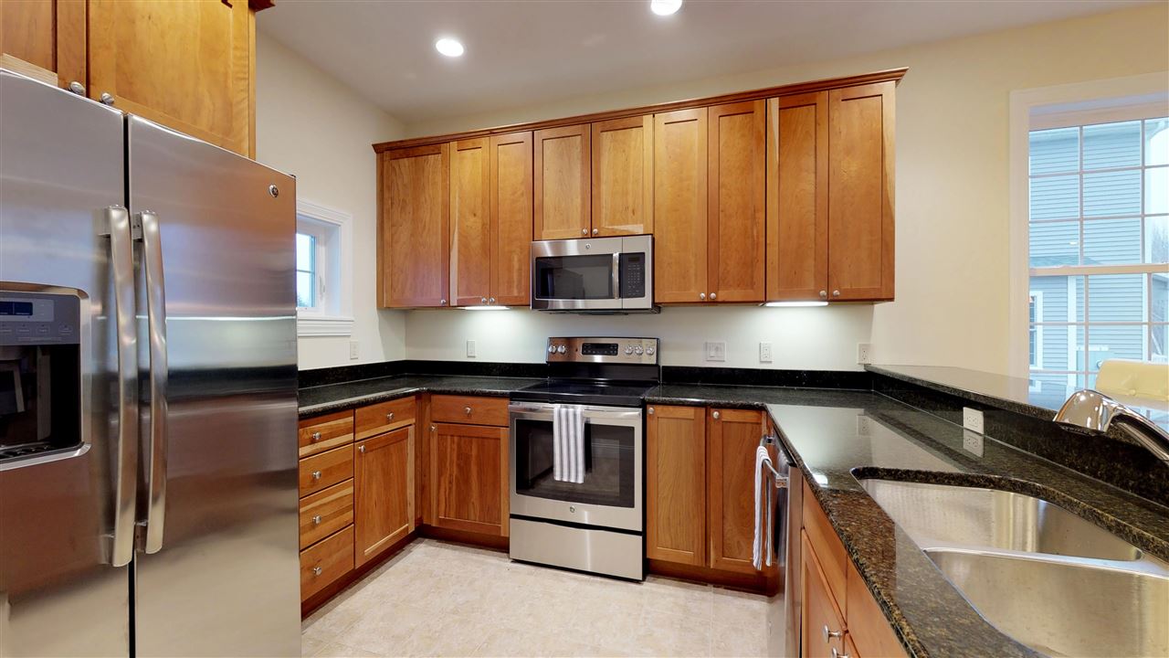 1454 Mountain View Road Williston, VT 05495 - Photo 2 of 18 Gallery Image 2