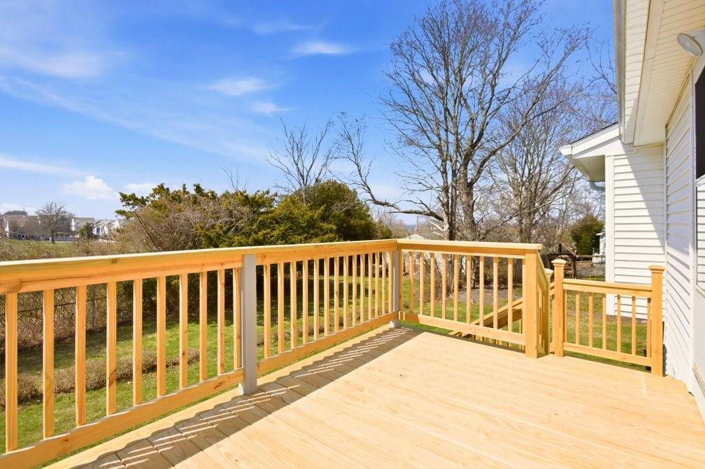 55 Mixter Street Middletown, RI 02842 - Photo 43 of 50
