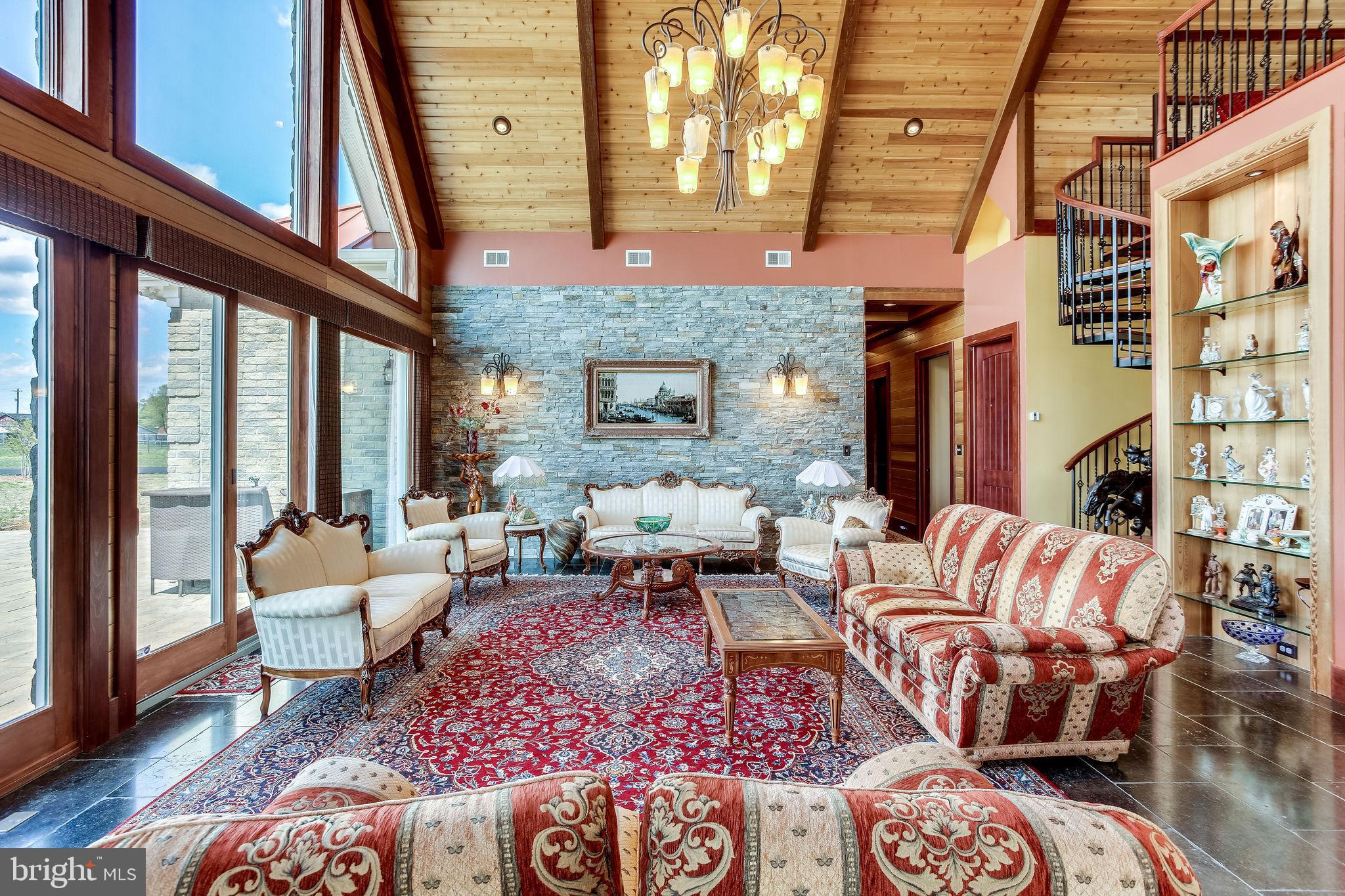 43093 Lucketts Road Leesburg, VA 20176 - Photo 12 of 80 Family Room