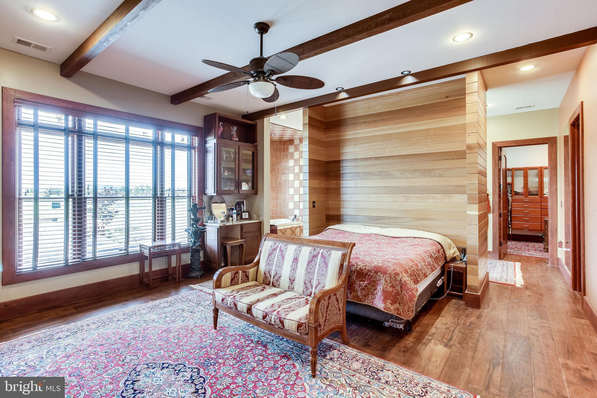 43093 Lucketts Road Leesburg, VA 20176 - Photo 29 of 80 Master Bedroom