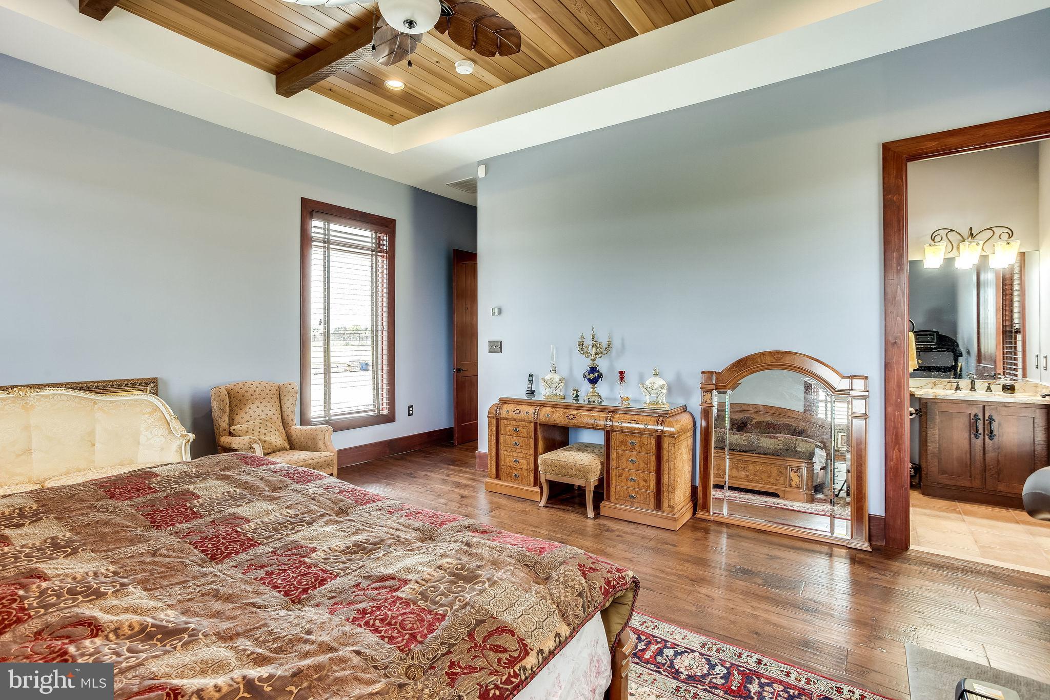 43093 Lucketts Road Leesburg, VA 20176 - Photo 39 of 80 Bedroom