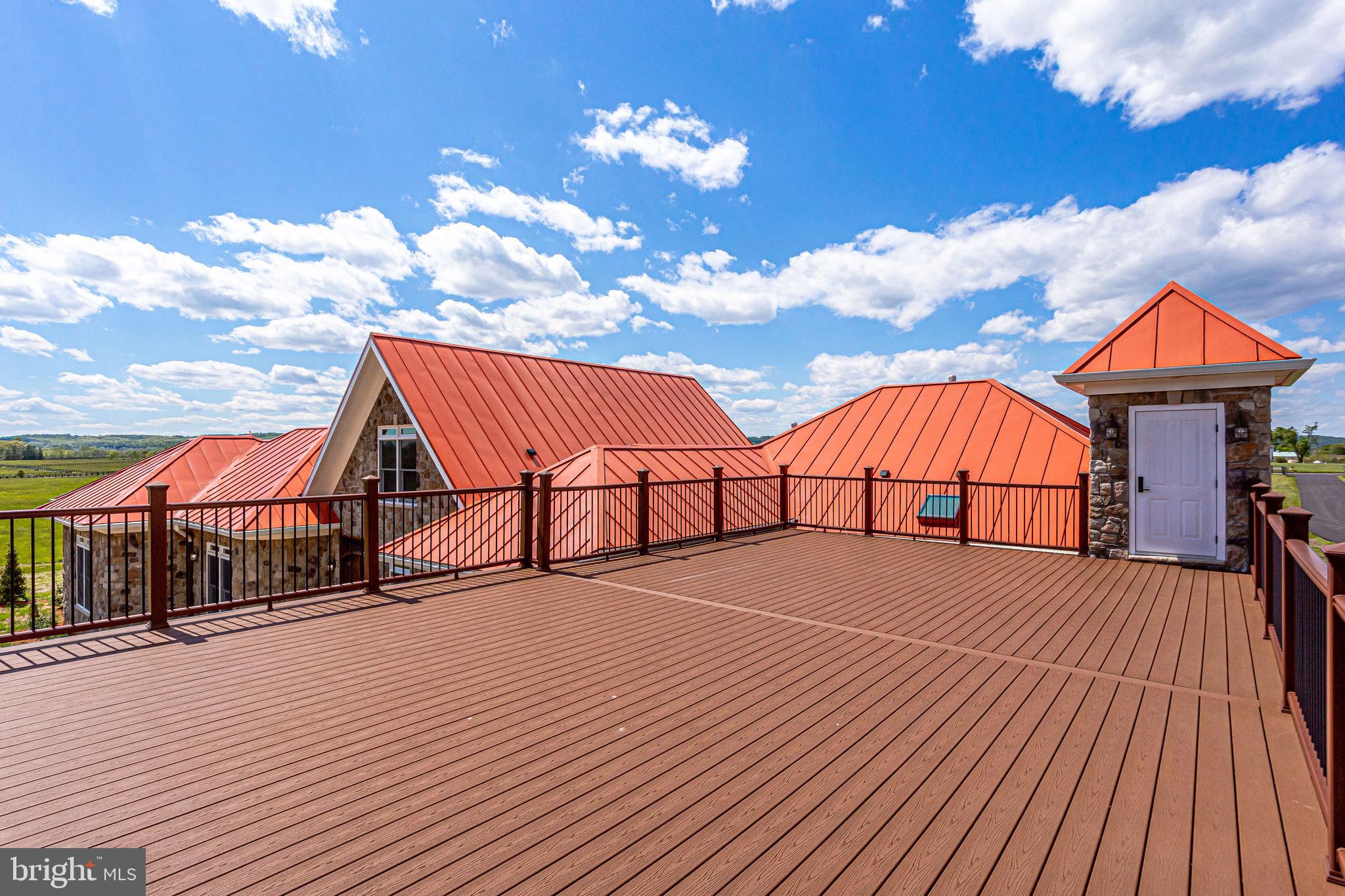 43093 Lucketts Road Leesburg, VA 20176 - Photo 56 of 80 Deck