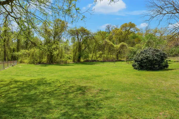 $345,000 | 2418 Cres Club Drive, Hixson, TN 37343