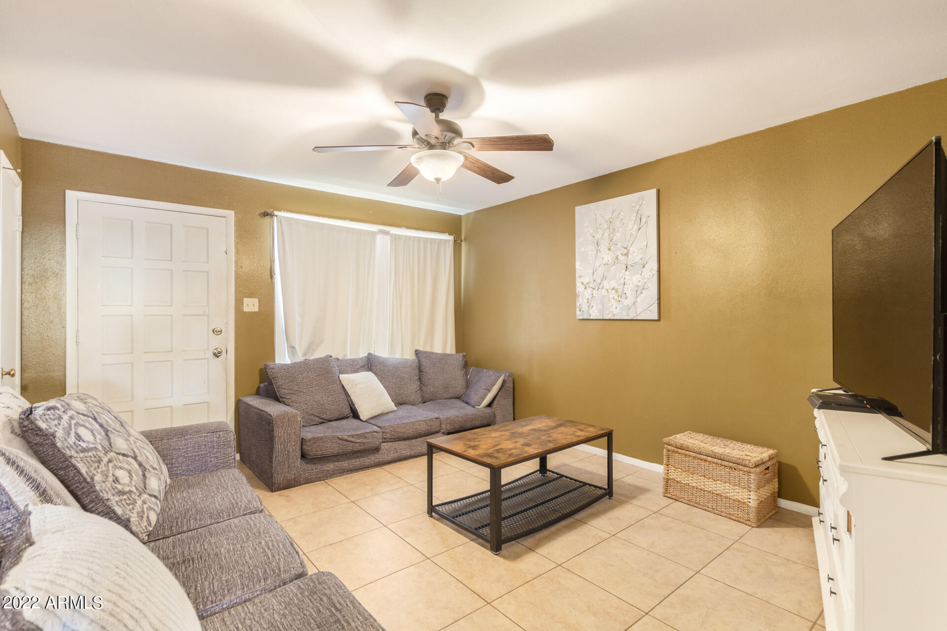 8107 West Osborn Road Phoenix, AZ 85033 - Photo 7 of 20 07 - Osborn