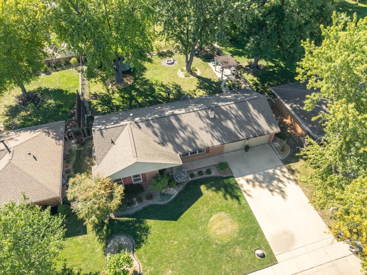 903 Beech Street Normal, IL 61761 - Photo 26 of 34 Gallery Image 26