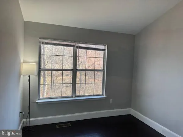 $2,980 | 15661 Montview Drive, Dumfries, VA 22025