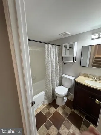 $2,980 | 15661 Montview Drive, Dumfries, VA 22025