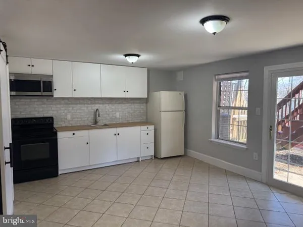 $2,980 | 15661 Montview Drive, Dumfries, VA 22025