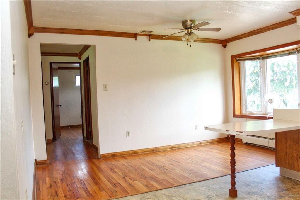 126 Parkedge Road Green Tree, PA 15220 - Photo 8 of 24 Gallery Image 8