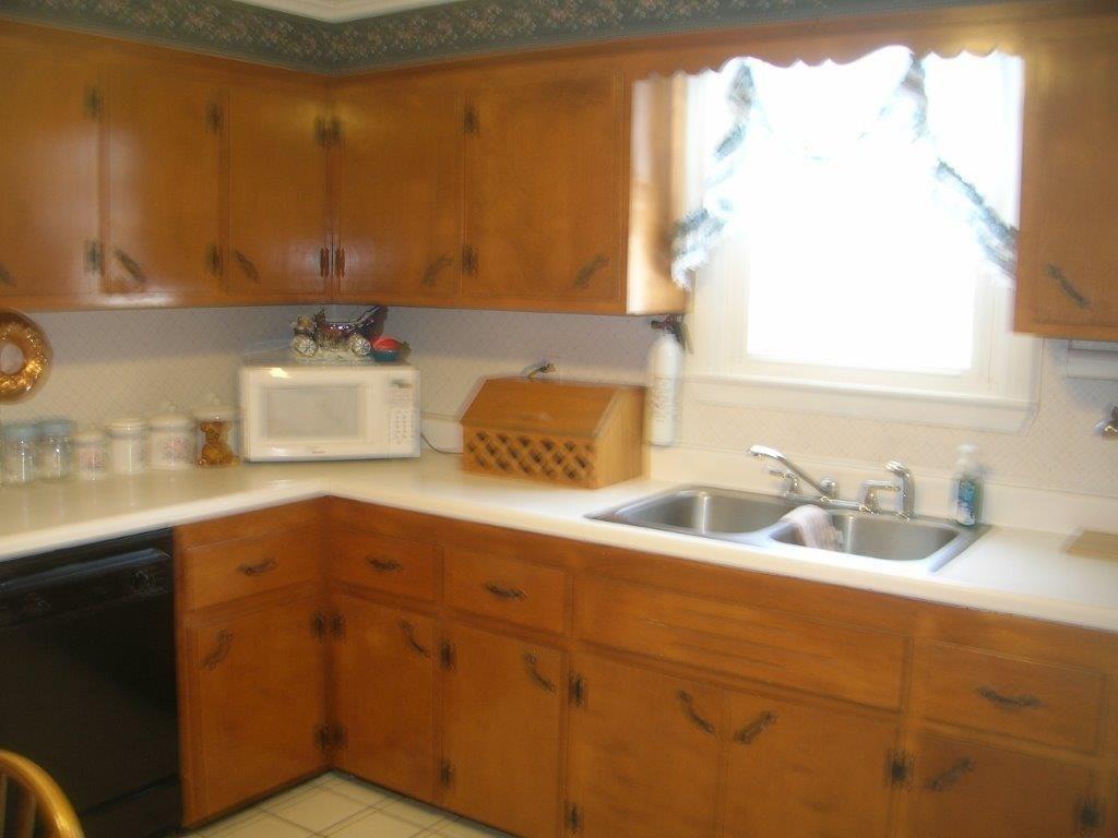 1285 Chase Road Bangor, ME 04401 - Photo 8 of 22 Photo