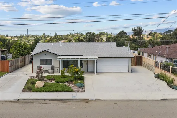 $715,000 | 801 La Palma Drive, Fallbrook, CA 92028
