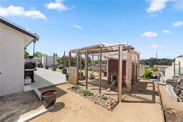 $715,000 | 801 La Palma Drive, Fallbrook, CA 92028