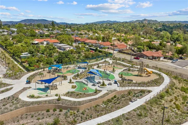 $715,000 | 801 La Palma Drive, Fallbrook, CA 92028