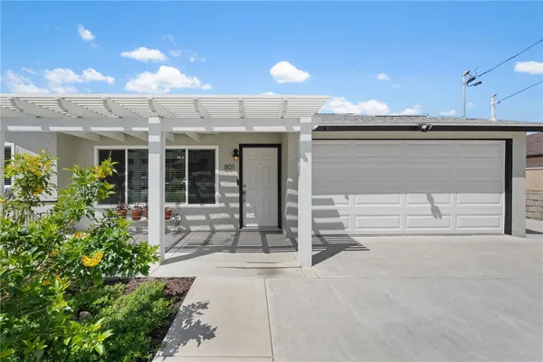 $715,000 | 801 La Palma Drive, Fallbrook, CA 92028