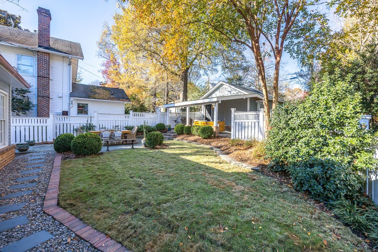 225 Hawthorne Road Raleigh, NC 27605 - Photo 29 of 33 Photo 30