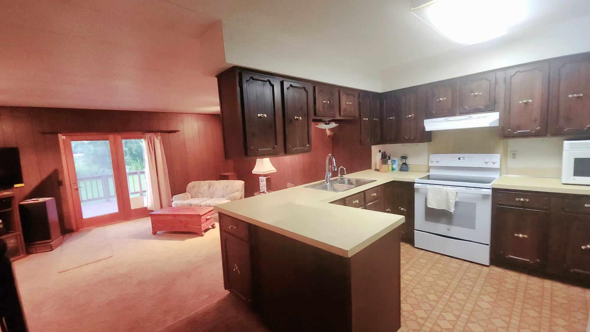 10066 Carpenter Road Flushing, MI 48433 - Photo 4 of 22 50150672-f9fc2265-9b56-454d-ad27-870065306ddf.JPG