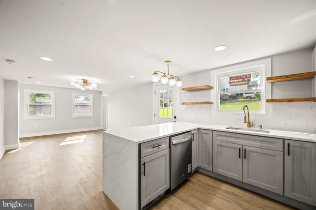 $2,300 | 8255 Mertztown Road, Unit A, Alburtis, PA 18011