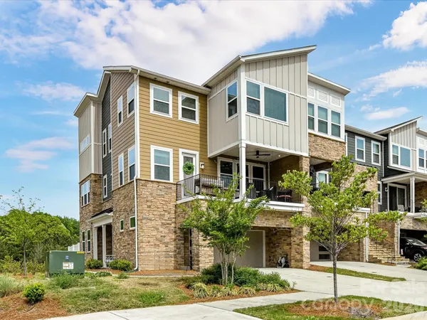 $540,000 | 2744 Ensemble Court, Charlotte, NC 28262
