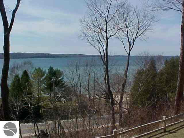 4011 Spring Valley Road Beulah, MI 49617 - Photo 3 of 7 1657328-2.JPG