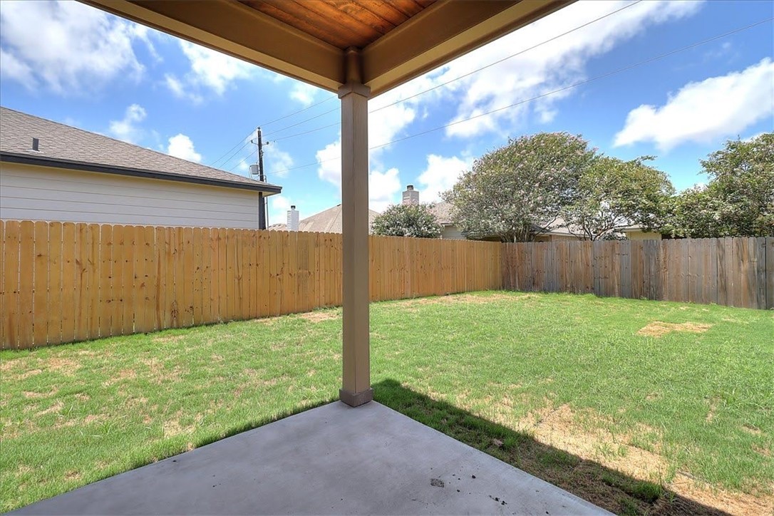 3153 Seawolf Corpus Christi, TX 78414 - Photo 35 of 40 a view of a backyard with a garden