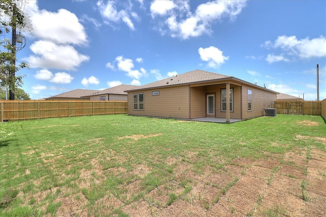 3153 Seawolf Corpus Christi, TX 78414 - Photo 38 of 40 a view of a house with a yard