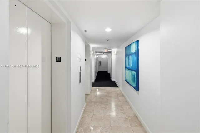$525,000 | 1401 Southwest 22nd Street, Unit 1001, Miami, FL 33145