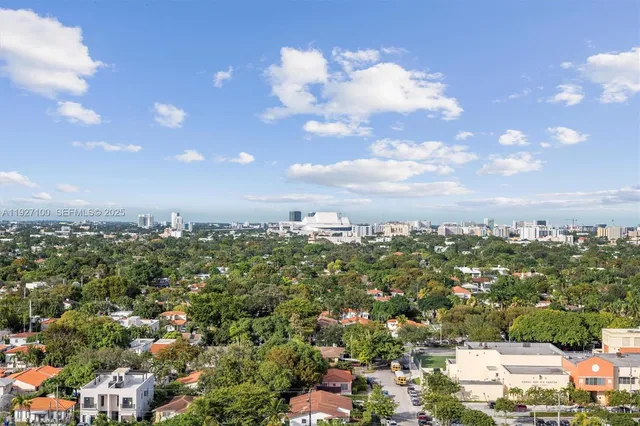 $525,000 | 1401 Southwest 22nd Street, Unit 1001, Miami, FL 33145