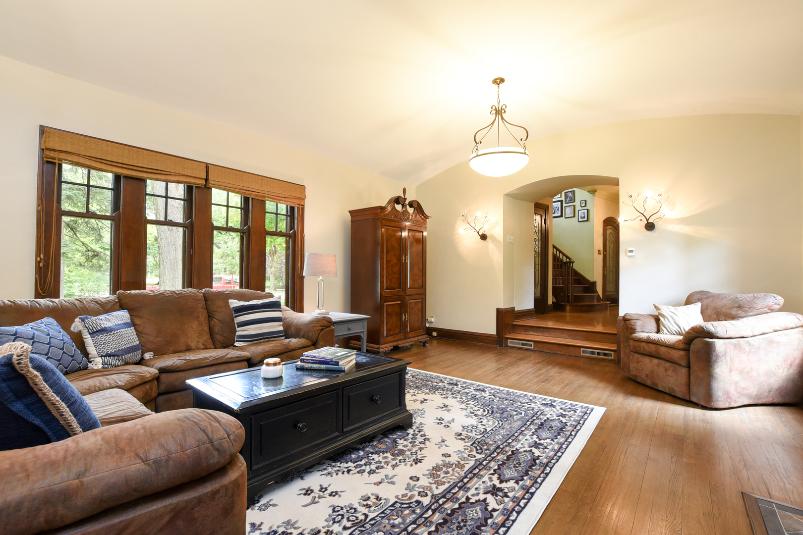 95 Michaux Road Riverside, IL 60546 - Photo 8 of 48 a living room with furniture and wooden floor