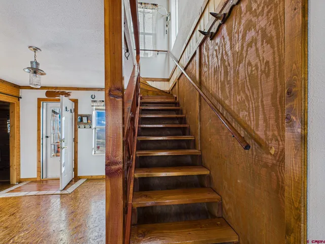 $385,000 | 83509 Elk Rdg Trail, Crawford, CO 81415