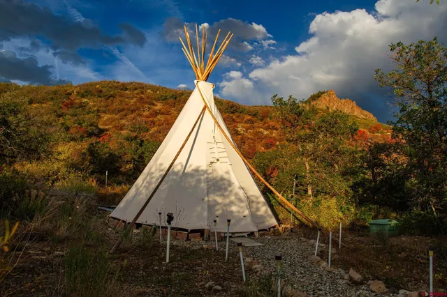 $385,000 | 83509 Elk Rdg Trail, Crawford, CO 81415