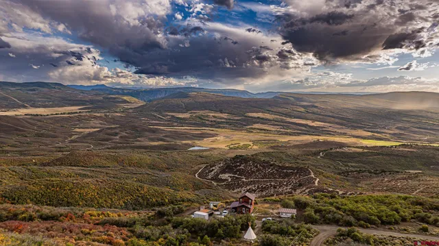a view of an ocean view
