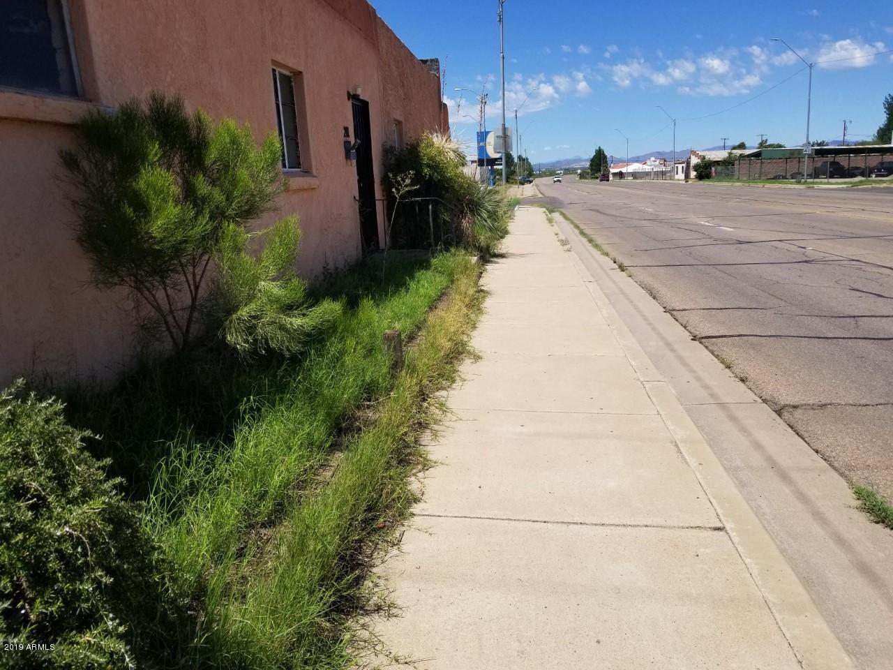 201 East 16th Street Douglas, AZ 85607 - Photo 32 of 34 201 16th sidewalk