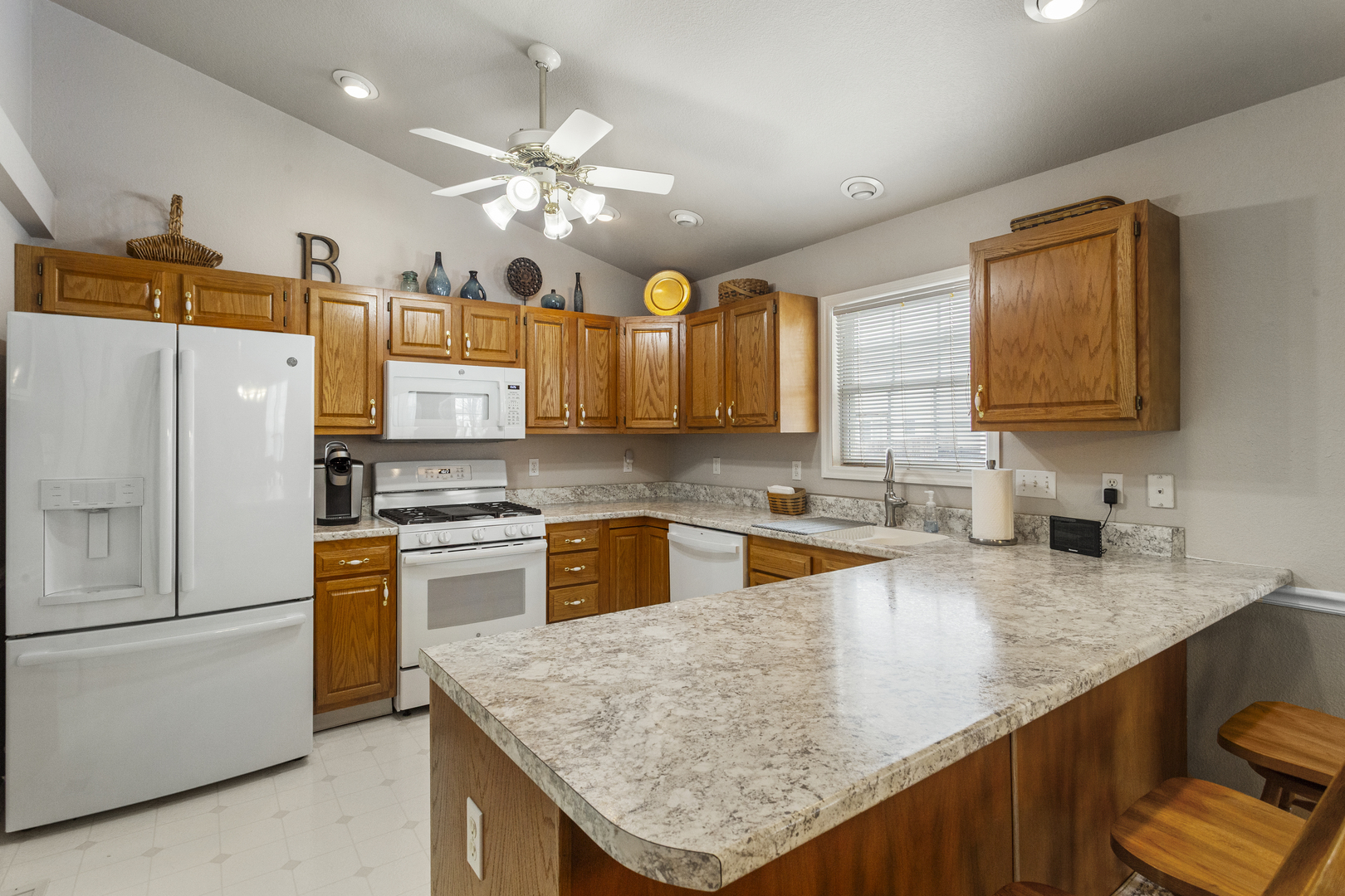 3906 Crail Road Champaign, IL 61822 - Photo 18 of 38