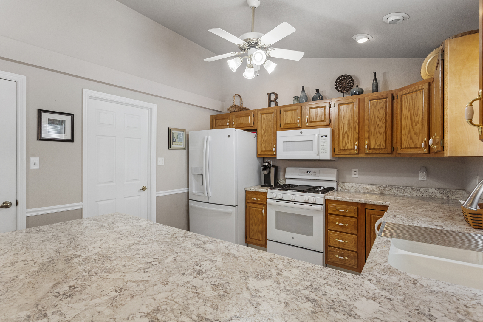 3906 Crail Road Champaign, IL 61822 - Photo 20 of 38