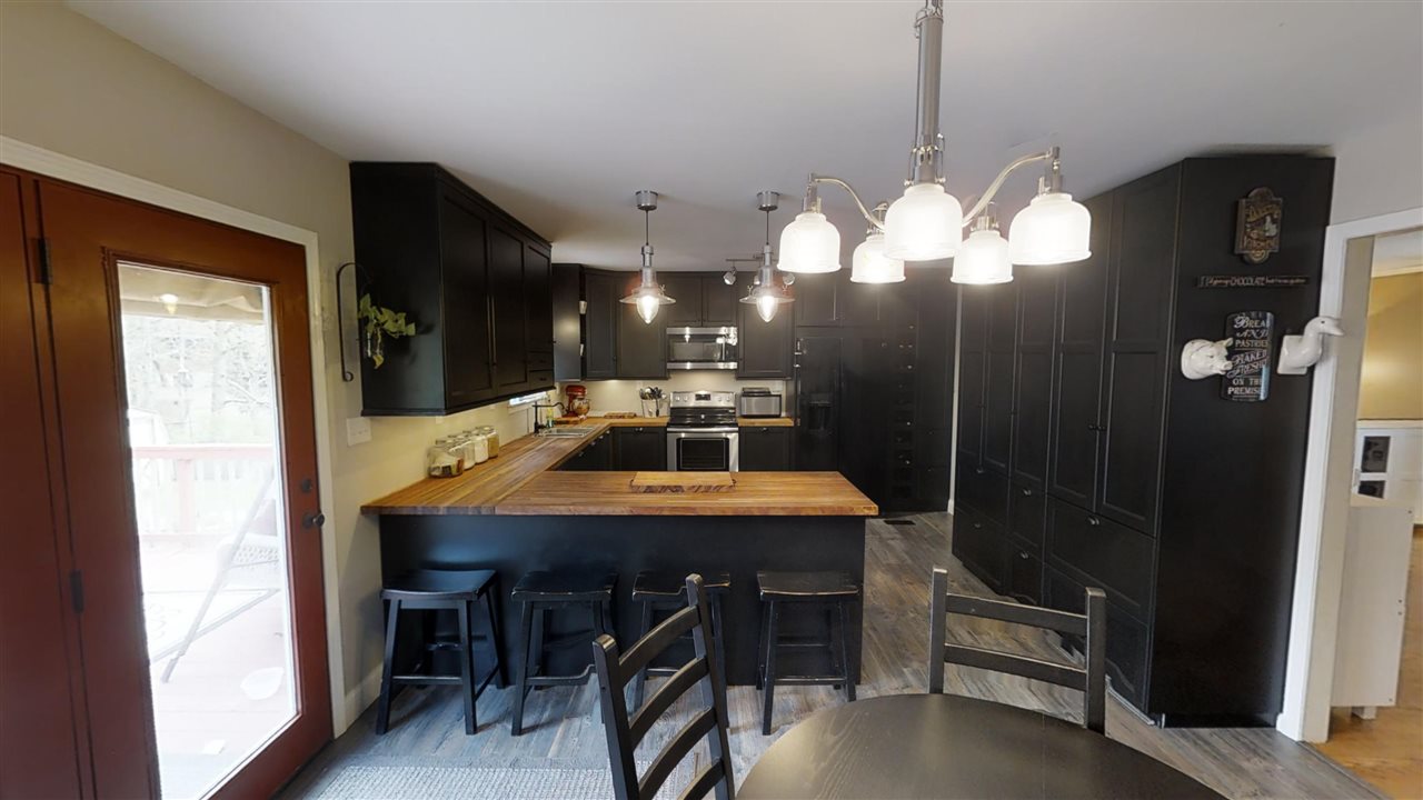 5622 Spring Corner Road Newburgh, IN 47630 - Photo 4 of 17
