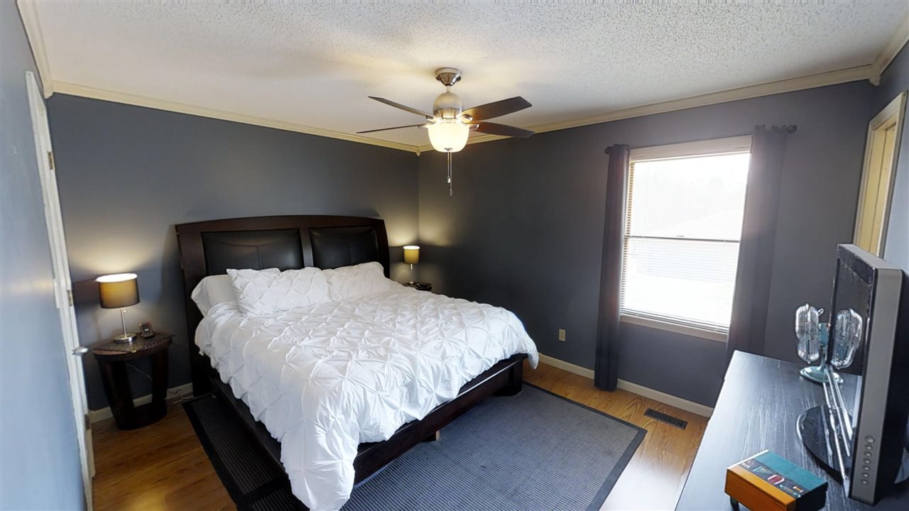 5622 Spring Corner Road Newburgh, IN 47630 - Photo 10 of 17