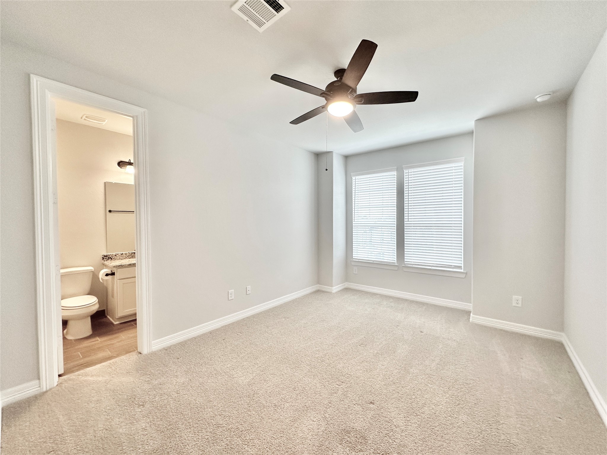 11019 Cane Oak Way Houston, TX 77043 - Photo 14 of 18