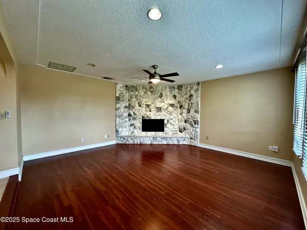 $2,900 | 1084 Herne Avenue Northeast, Palm Bay, FL 32907