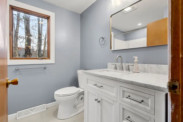 $2,900 | 206 Cardinal Lane, Unit 206, Tyngsborough, MA 01879