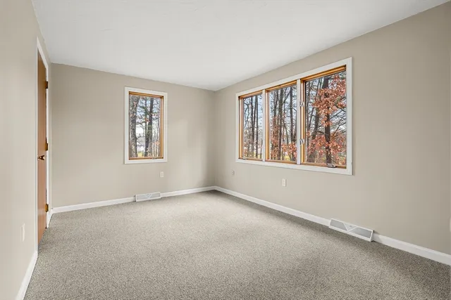 $2,900 | 206 Cardinal Lane, Unit 206, Tyngsborough, MA 01879